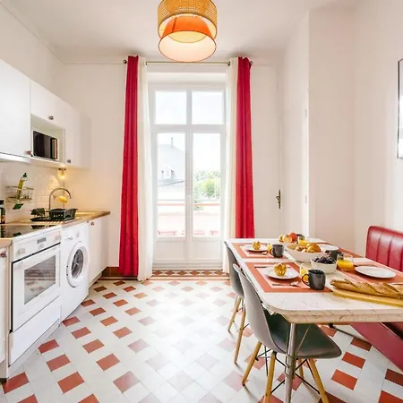 Le Nid D'ernest Apartment *